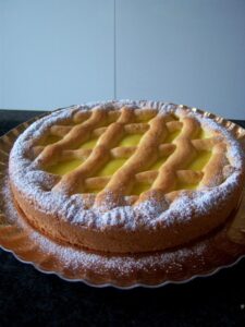 Torta della nonna