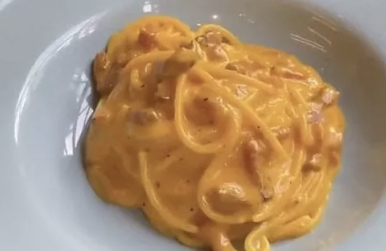 La Carbonara di Gordon Ramsay, la più cremosa che c'è. Lo chef Scozzese