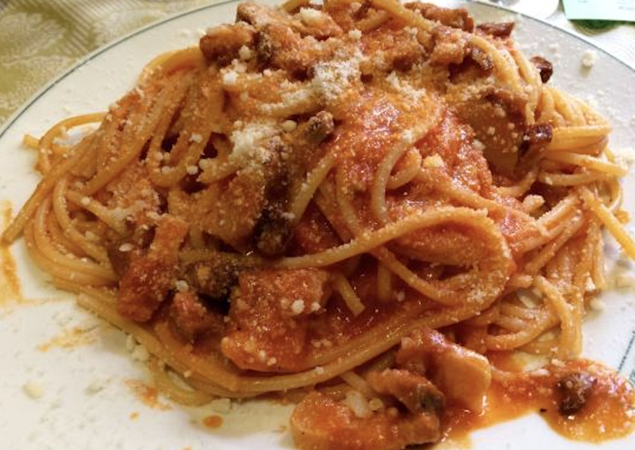 Bucatini all'Amatriciana di Alessandro Borghese