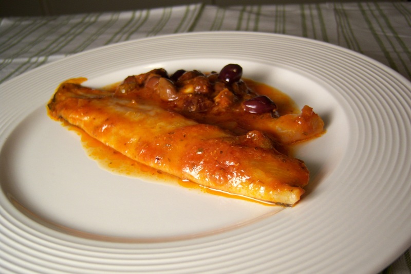 Filetti di branzino alla pizzaiola