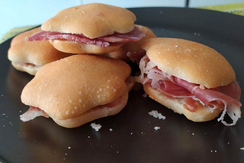 Panini dolci al latte