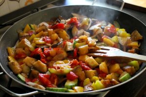 Pasta con verdure miste