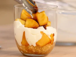 Il tiramisù a base di frutta più cremoso che c'è