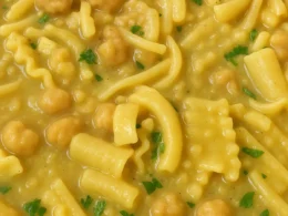 Pasta e ceci pugliese