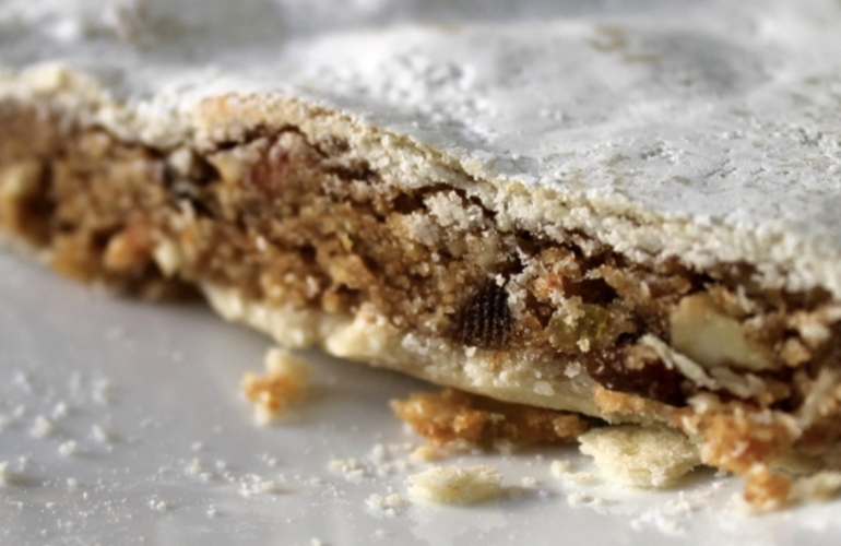 Torta di frutta secca