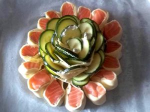 Tortino salato con salmone e zucchine