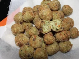 Polpette di vongole e zucchine