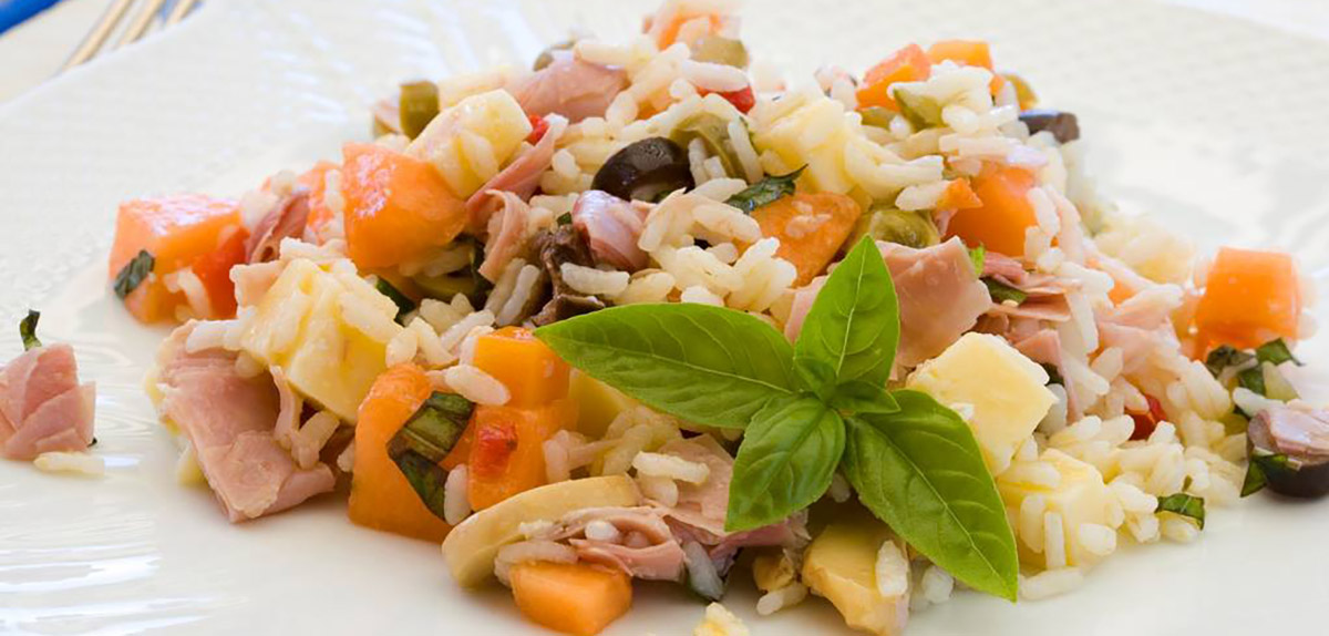 insalata di riso melone prosciutto