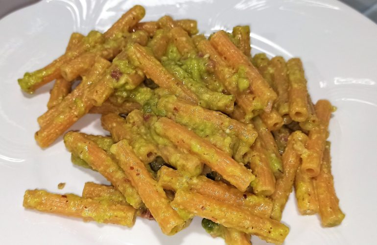 Maccheroncelli con pesto di zucchine e prociutto cotto (31)
