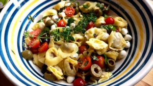 Insalata fredda di tortellini