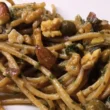 spaghetti alici uvetta e noci