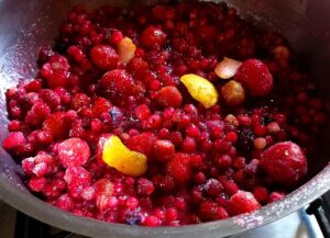 Confettura ai frutti di bosco