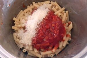 Pasta pizza