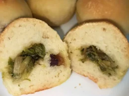 Piccoli panini con verdure di stagione. Soffici e profumati