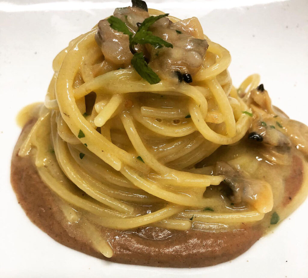 spaghetti vongole e lenticchie