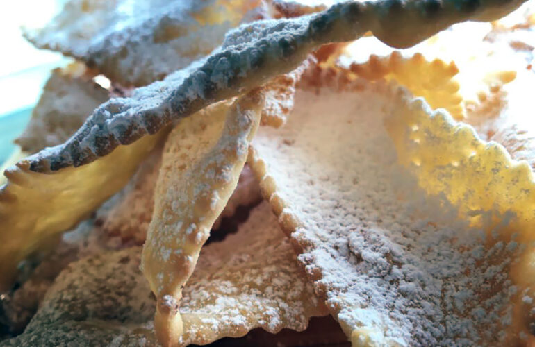 chiacchiere di carnevale senza uova né burro