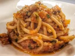 spaghetti col ragù vegetariano