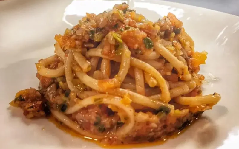 spaghetti col ragù vegetariano