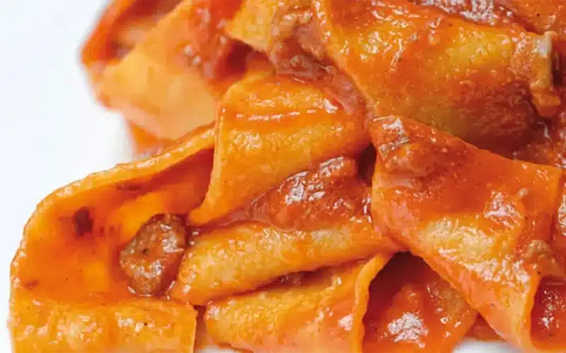 pappardelle al ragù scappato