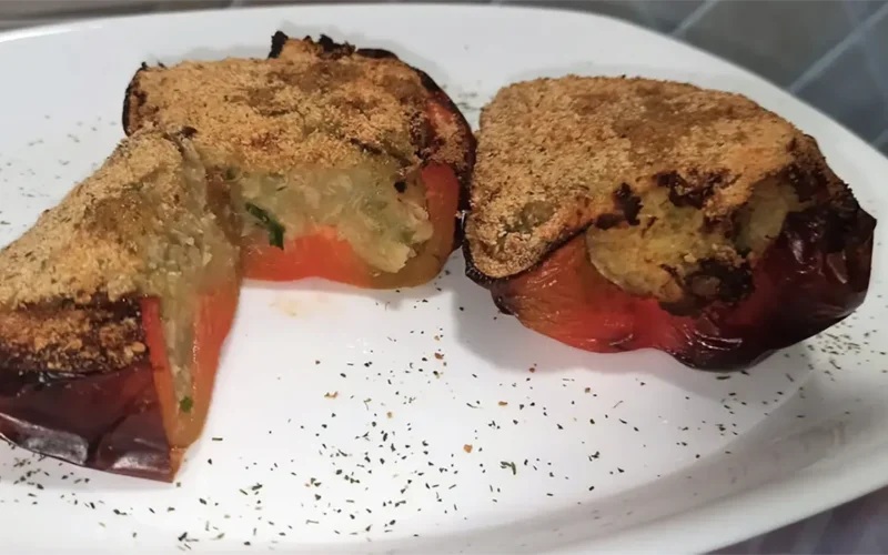 peperoni imbottiti con patate e tonno