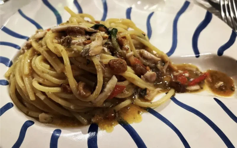 spaghetti alla frutta secca