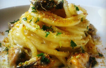 spaghetti cozze e crema di limone