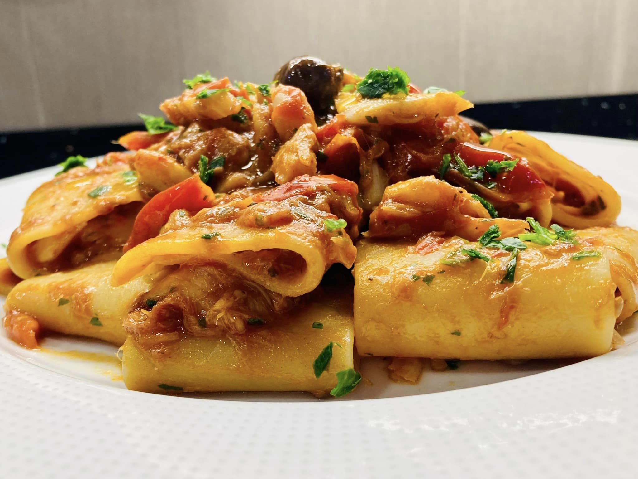 Paccheri Somma Vesuviana, la ricetta più amata nel mondo. Chi viene a