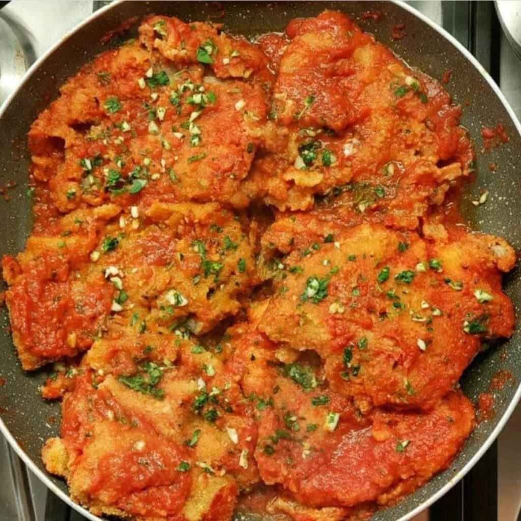 cotolette al sugo o in portoghese