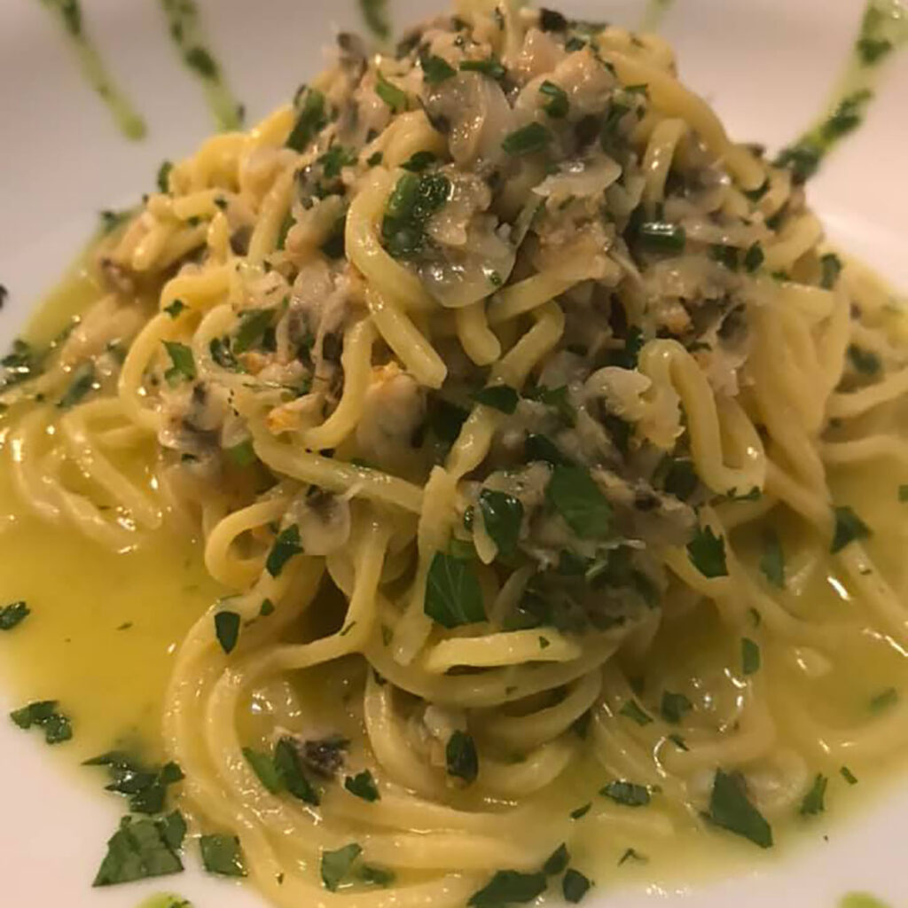 spaghetti ai lupini di procida