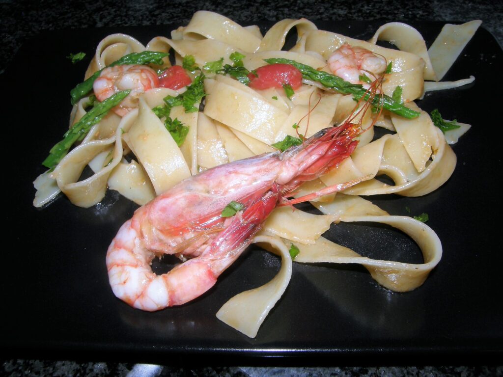 tagliatelle asparagi e gambero