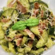 Zucchine e prosciutto in padella