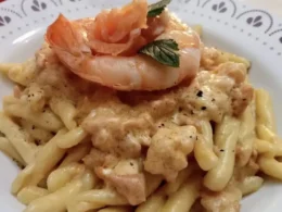 pasta salmone e gamberi