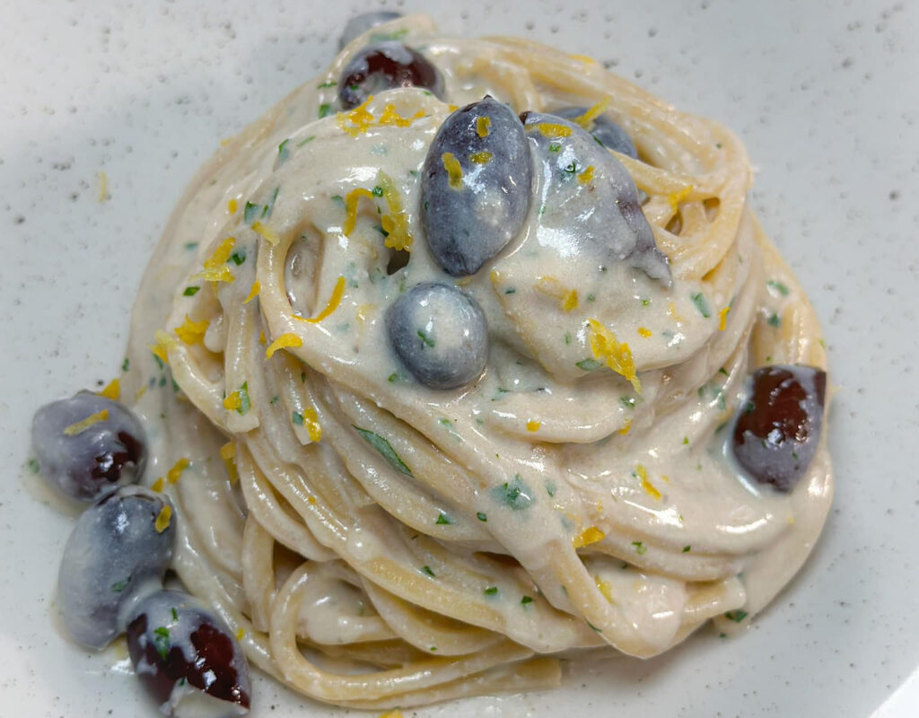 spaghetti ricotta e olive