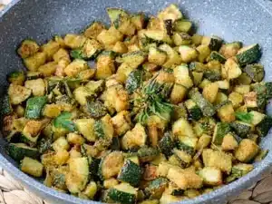 zucchine in padella