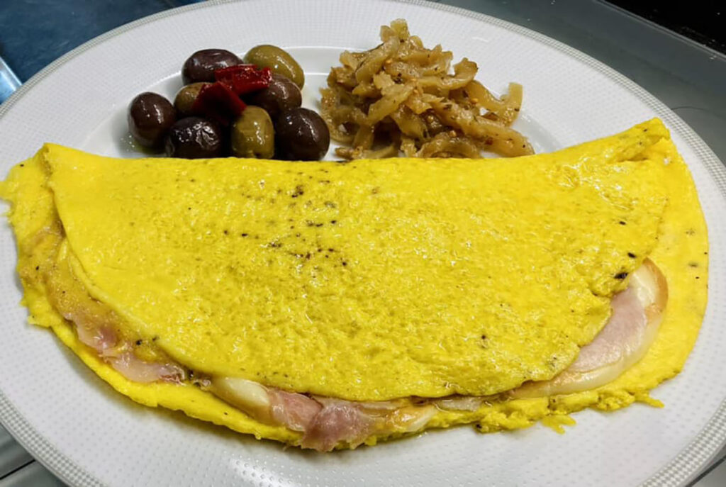 piadina di uova ripiena frittata ripiena