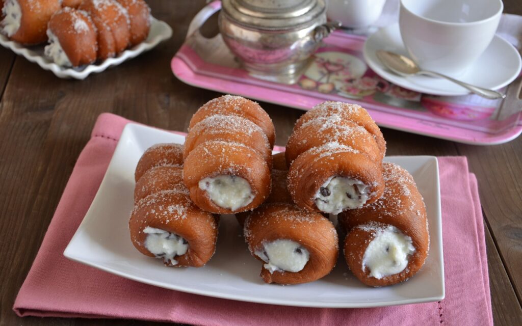 cartocci ripieni fritti