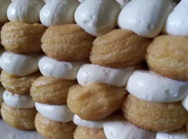 Torta di savoiardi con crema chantilly