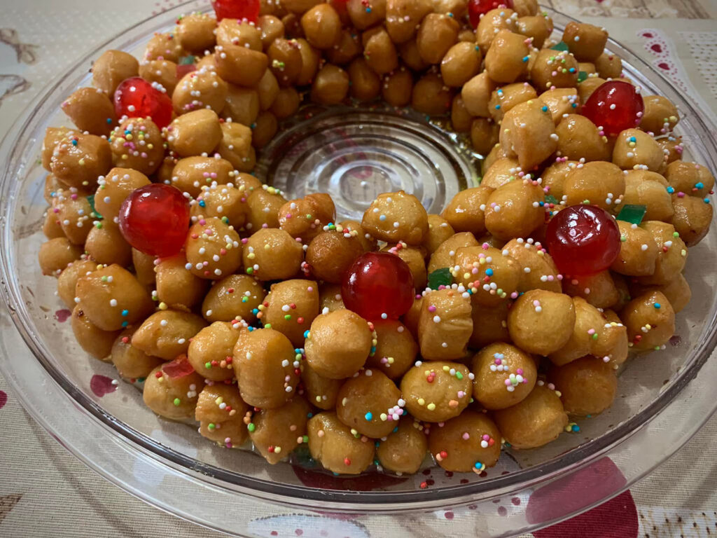struffoli napoletani di natale