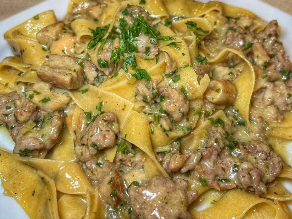 papparedelle salsiccia e funghi