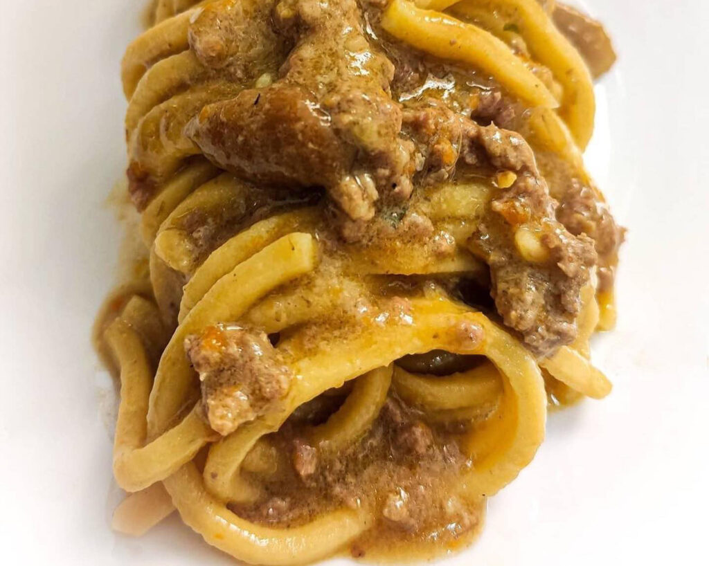 spaghetti alla roccaraso funghi e tartufo