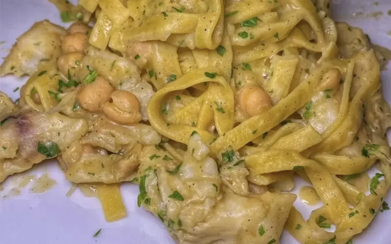 tagliatelle ceci e baccalà
