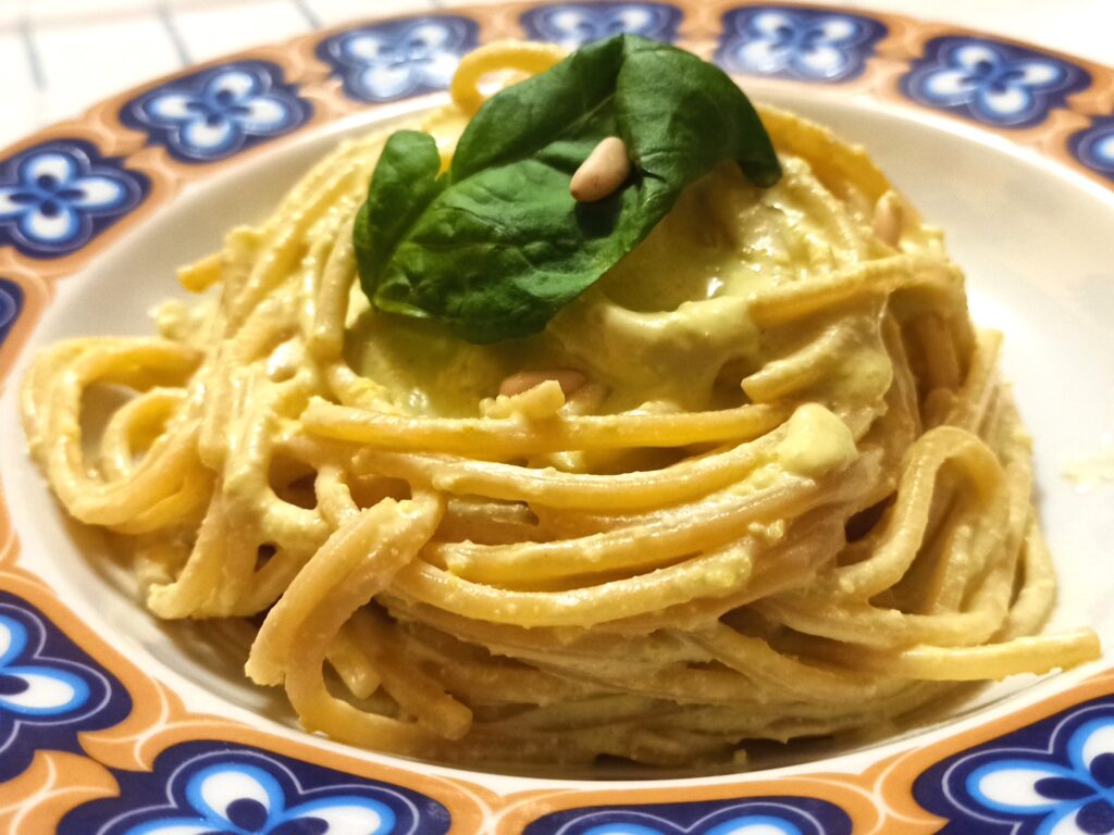 spaghetti al pesto di limoni