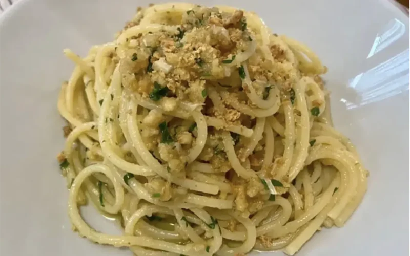Spaghetti al cacio bugiardo