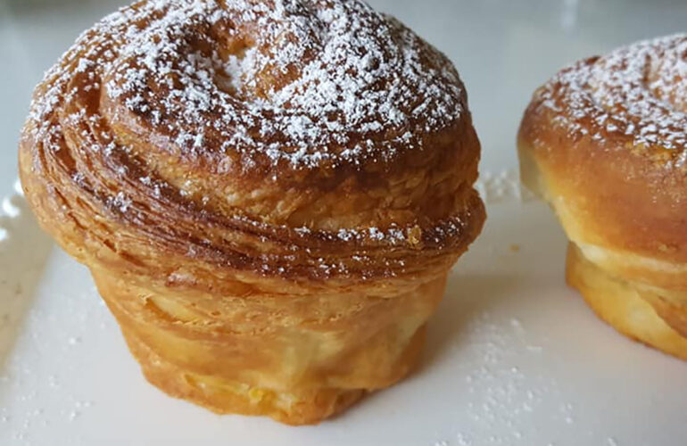 cruffin il croissant che crede di essere muffin...o il muffin che vuole essere croissant