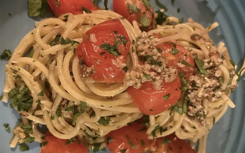 Spaghetti al pesto di alici