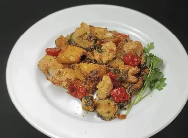 Bocconcini di pollo e verdure sabbiose