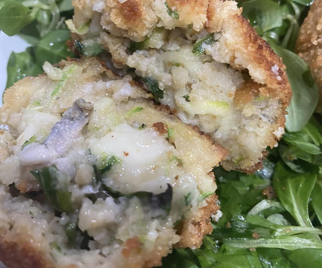 Polpette di alici e zucchine con cuore cremoso