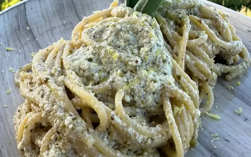 spaghetti ricotta di pecora