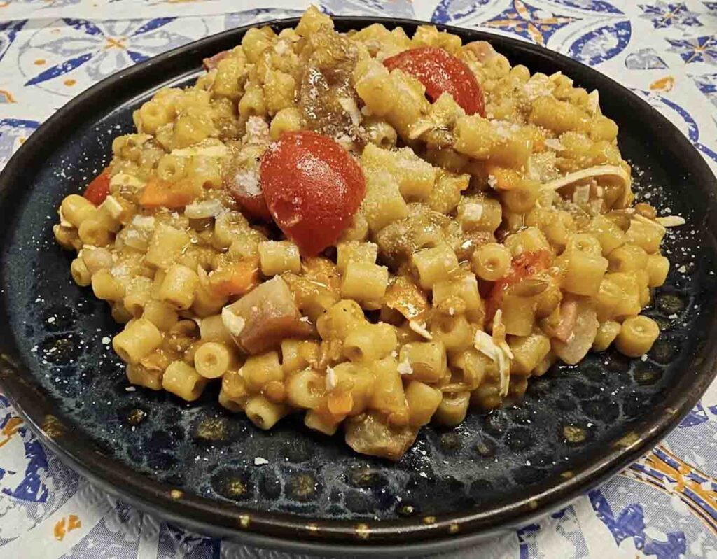 paste e lenticchie alla cilentana con guanciale e pecorino