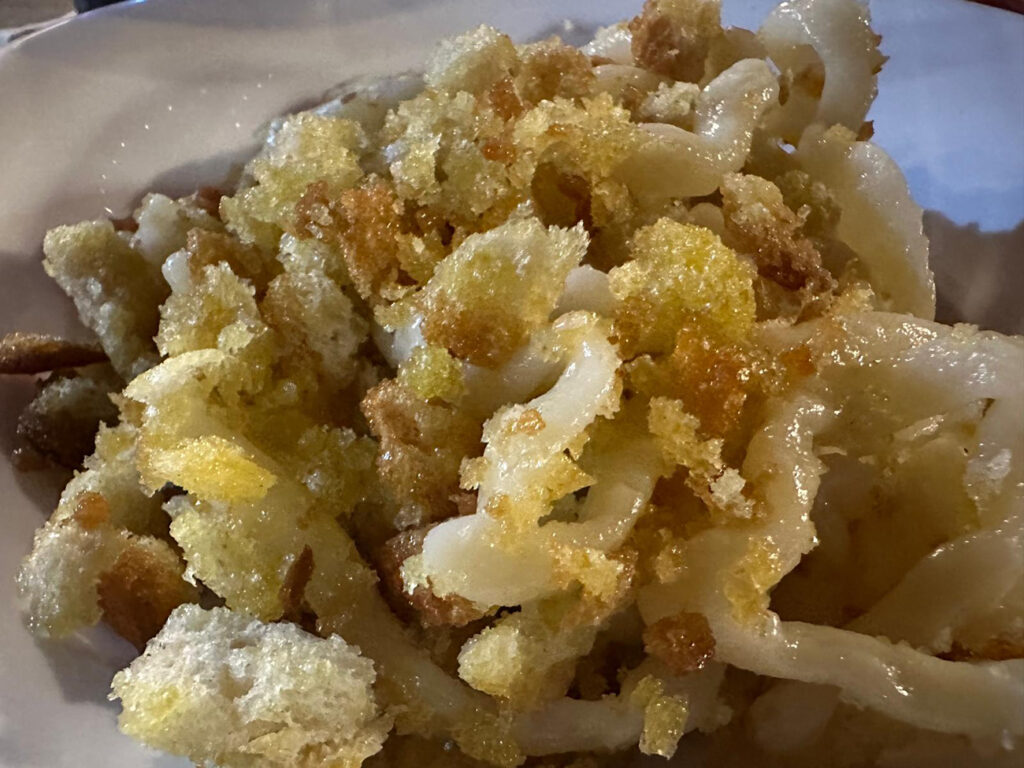 bigoli con le briciole
